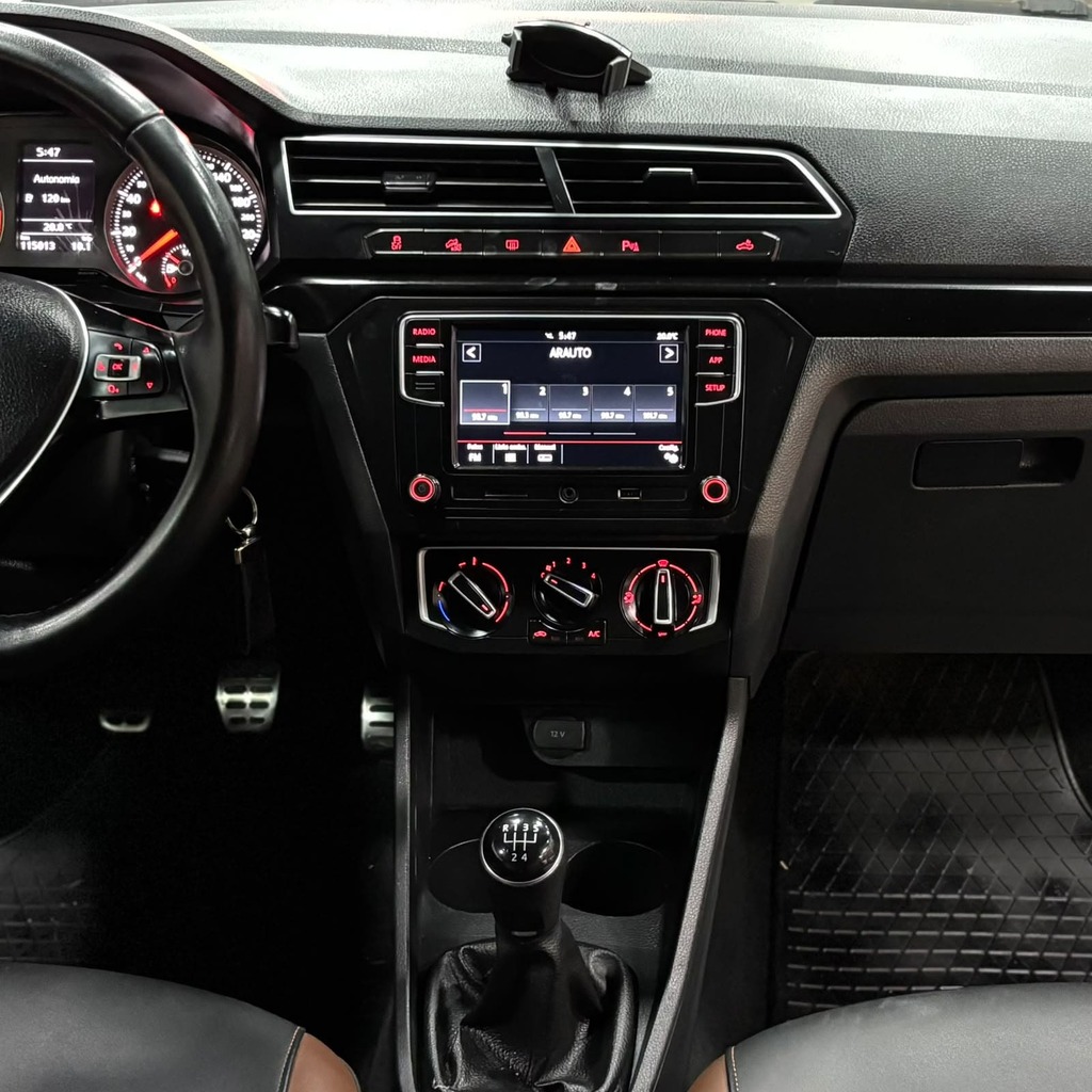 Volkswagen Saveiro Cross CD 1.6 Flex (Impecável – Manual 5M – Bancos em Couro -115 Mil Kms)