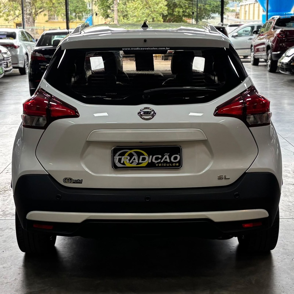 Nissan Kicks SL 1.6 Flex CVT (Impecável – Automática – Bancos em Couro)