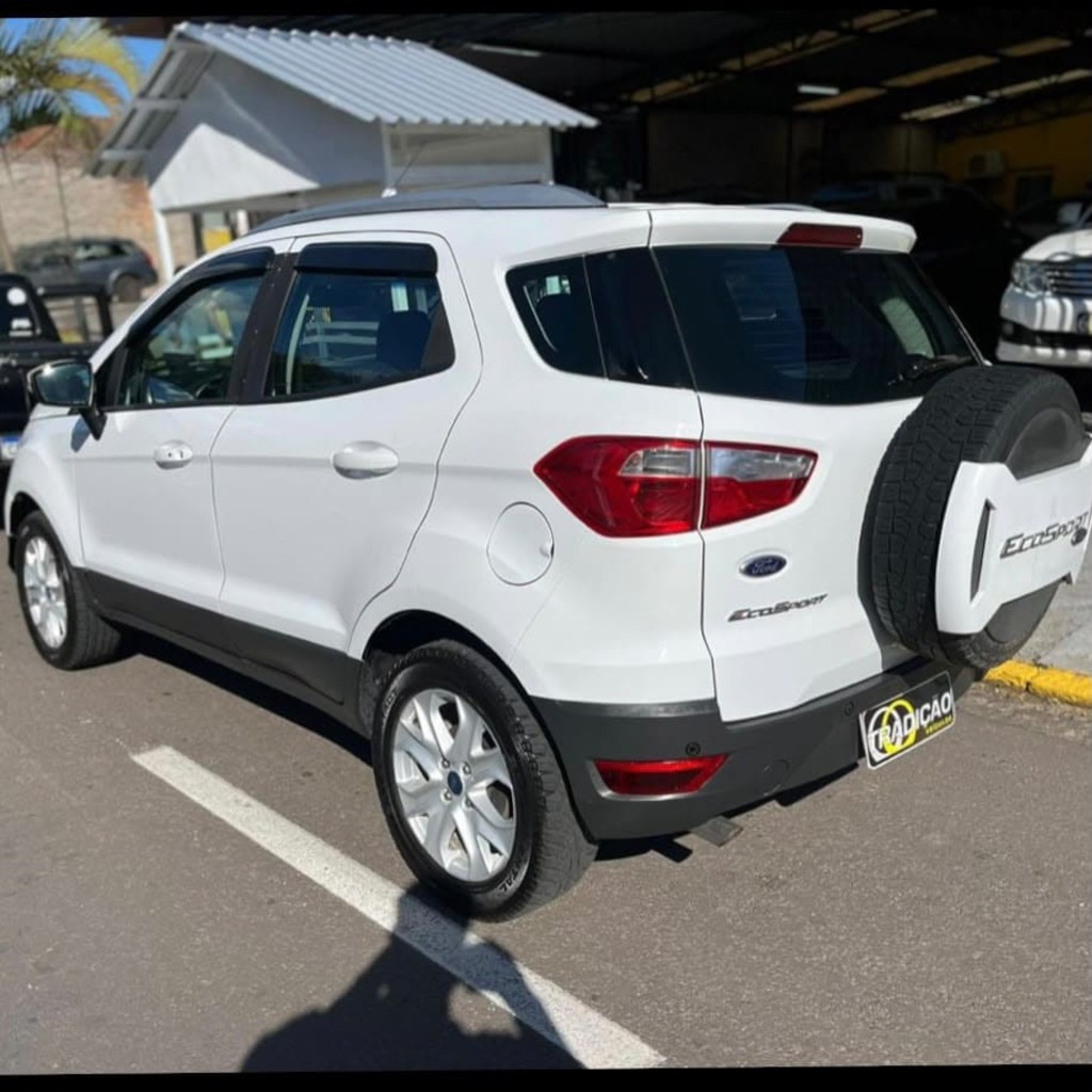 Ford Ecosport Titanium 2.0 Flex (Impecável – Automática – Roda de Liga)