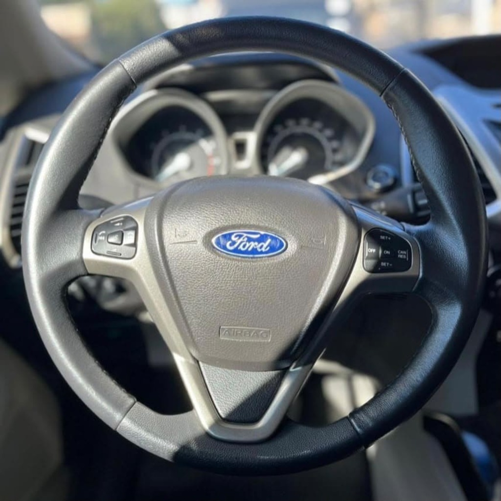 Ford Ecosport Titanium 2.0 Flex (Impecável – Automática – Roda de Liga)