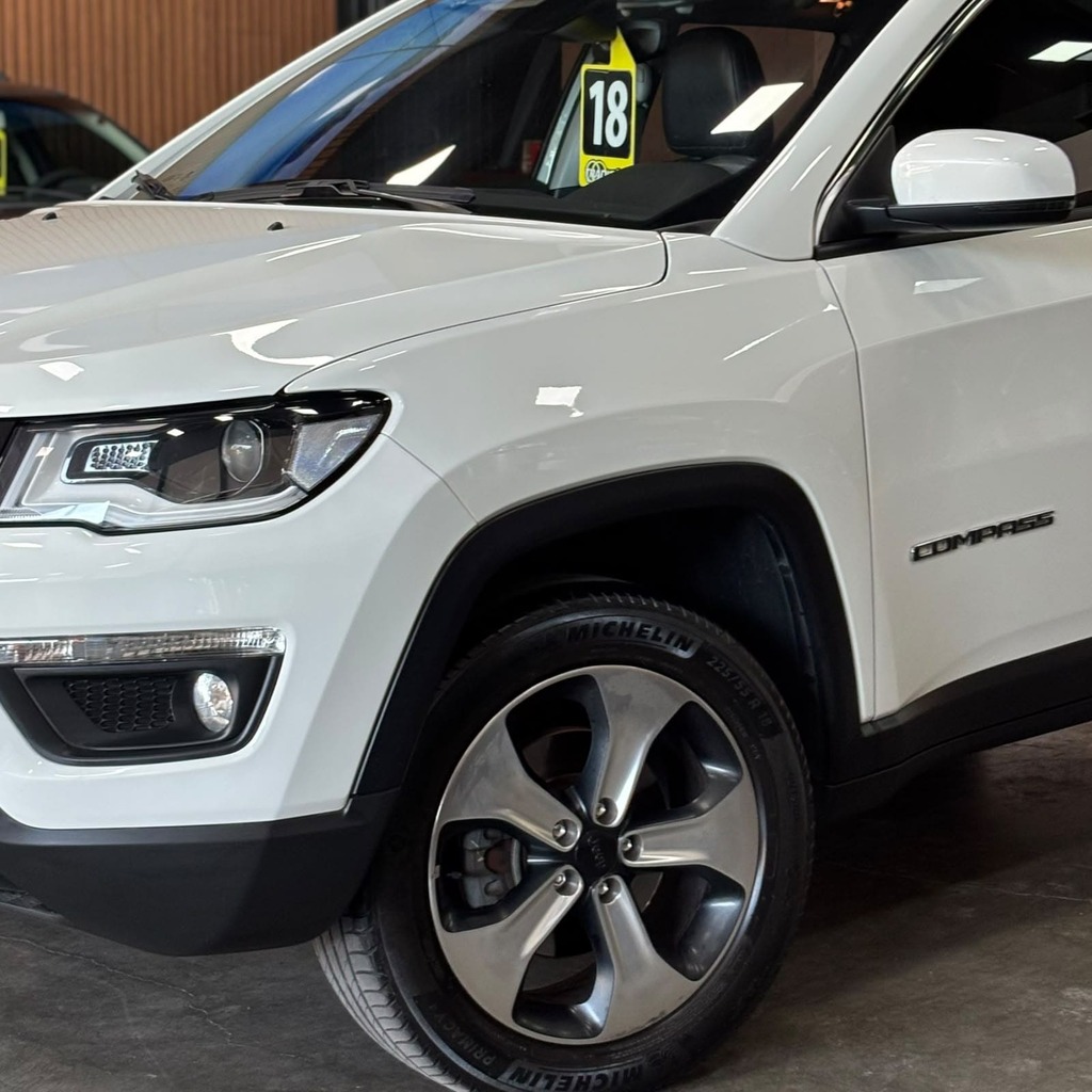 Jeep Compass Longitude 2.0 Diesel 4×4 (Impecável – Automática – Bancos em Couro)