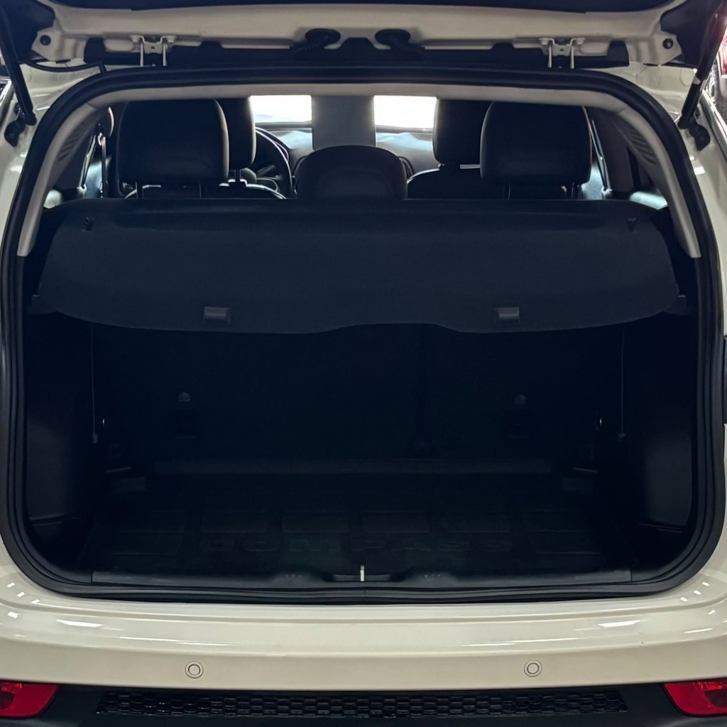 Jeep Compass Longitude 2.0 Diesel 4×4 (Impecável – Automática – Bancos em Couro)