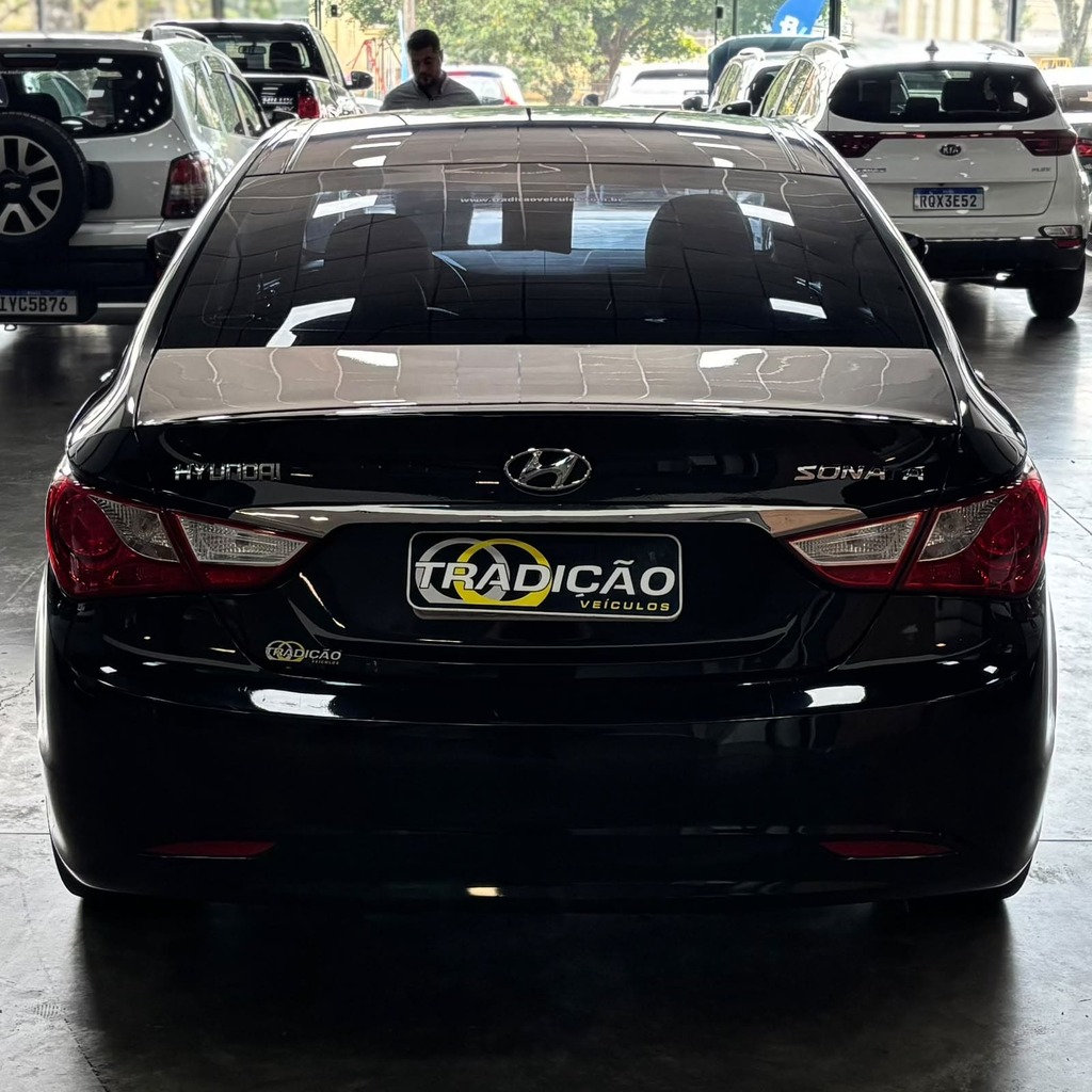 Hyundai Sonata GLS 2.4 Gasolina (Impecável – Único dono – Teto solar – Bancos em couro)