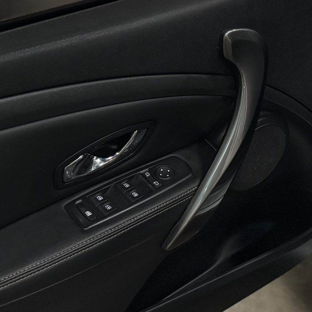 Renault Fluence Dynamique Plus 2.0 Flex Cvt (Impecável – Automático – Bancos em couro)