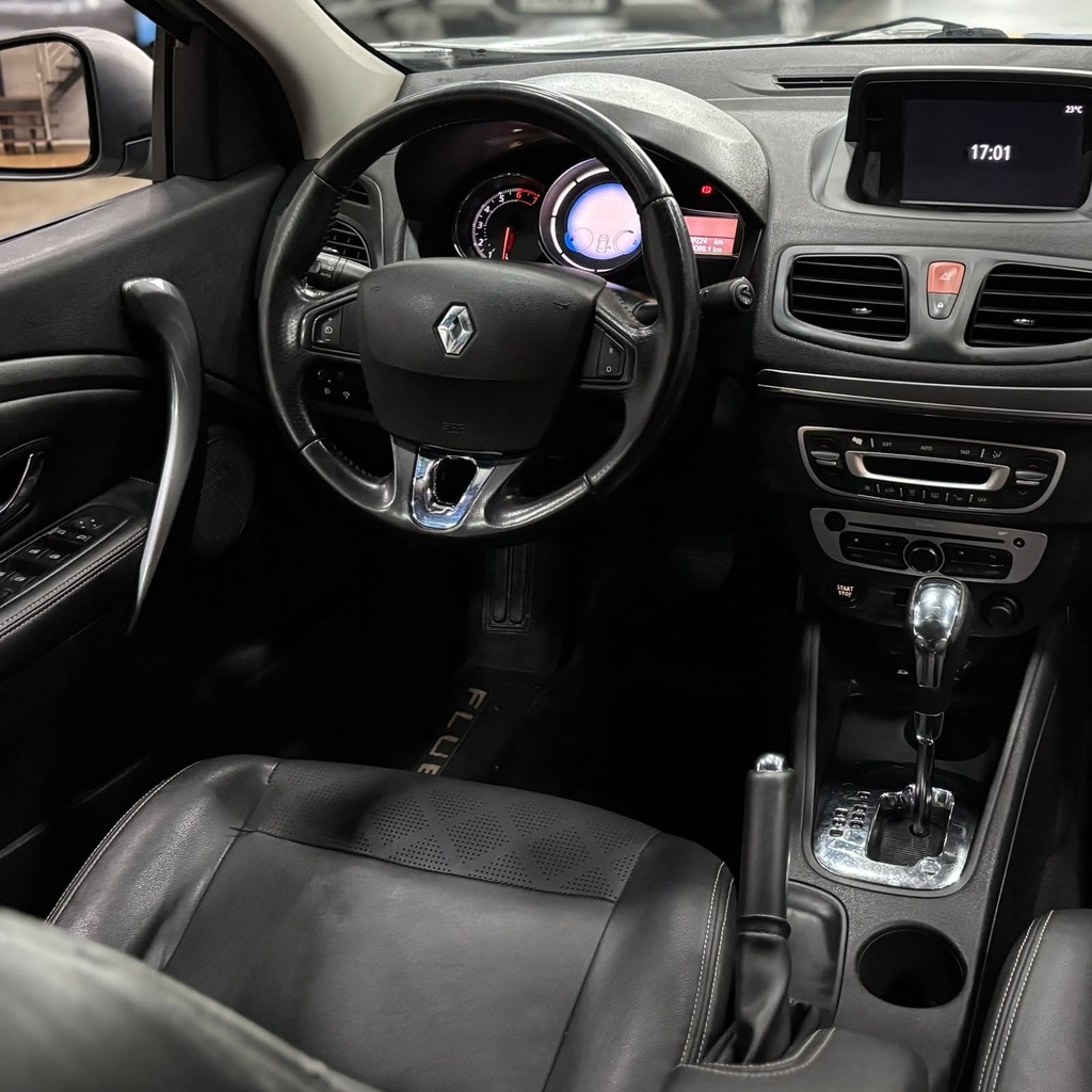 Renault Fluence Dynamique Plus 2.0 Flex Cvt (Impecável – Automático – Bancos em couro)