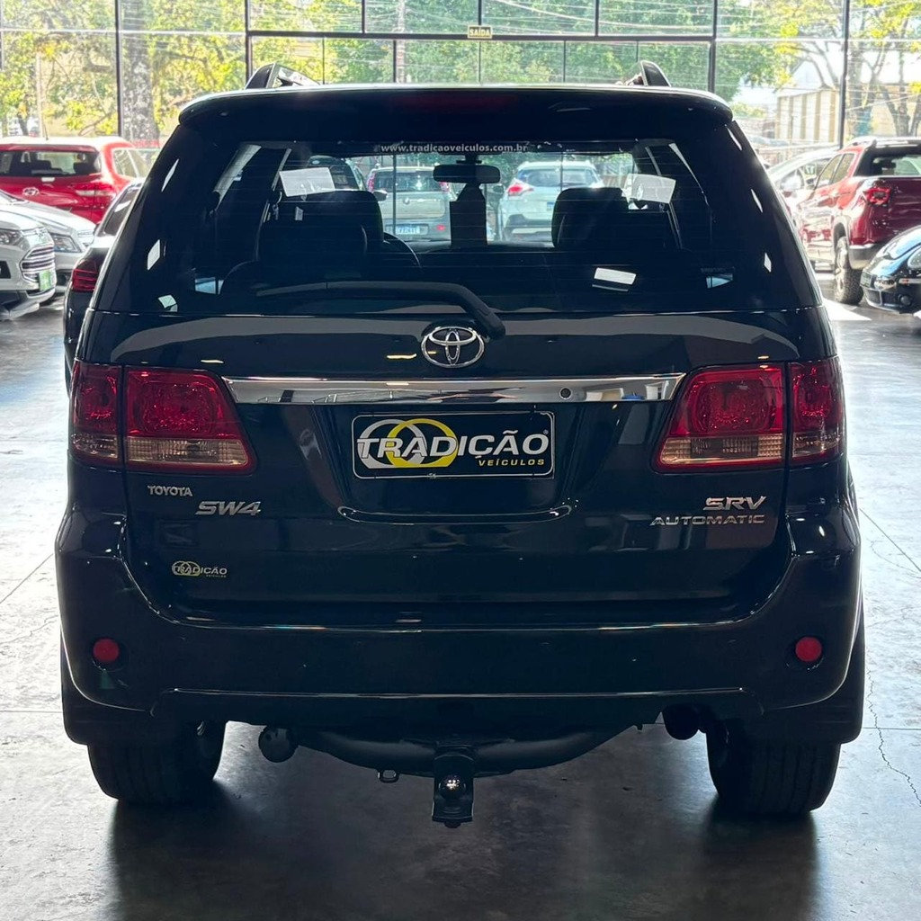 Toyota Hilux Sw4 Srv 3.0 4×4 Diesel Aut (Impecável – 5 Lugares – Bancos em couro)