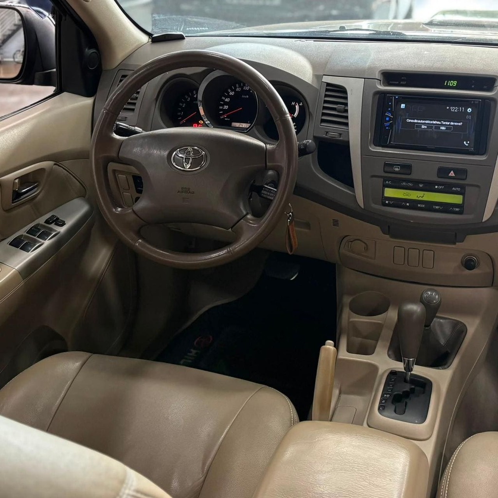 Toyota Hilux Sw4 Srv 3.0 4×4 Diesel Aut (Impecável – 5 Lugares – Bancos em couro)