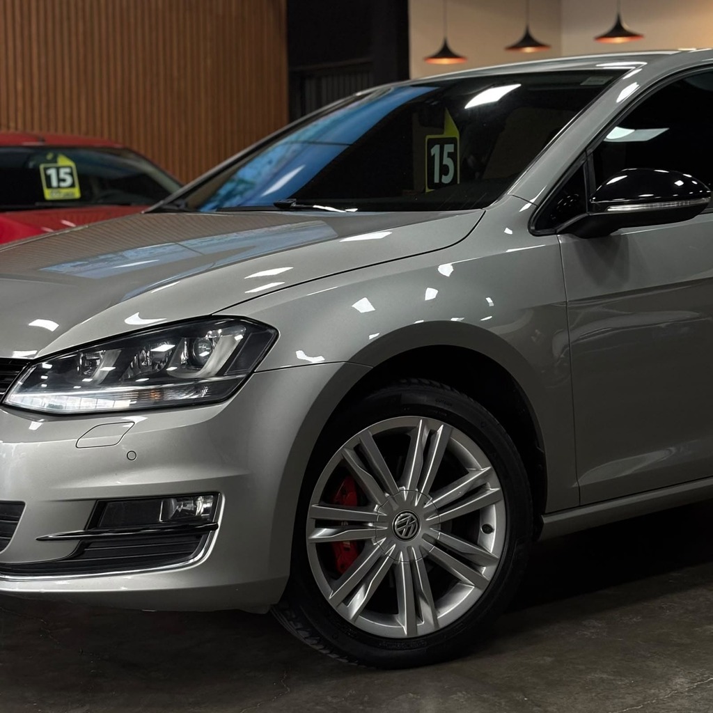 Volkswagen Golf Highline TSi 1.4 (Impecável – 100 Mil Km – Bancos em couro – Câmbio Aut)