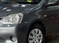 Toyota Etios Sedan X 1.5 Flex (Impecável – Manual – Ar e Direção)