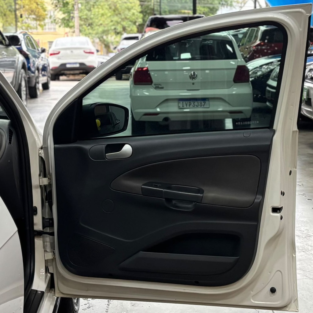 Volkswagen Gol Rallye 1.6 Flex ( Impecável – Completo – Rodas de liga )