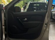 Sandero Stepway 1.6 (Impecável – Completo – Bancos de couro)