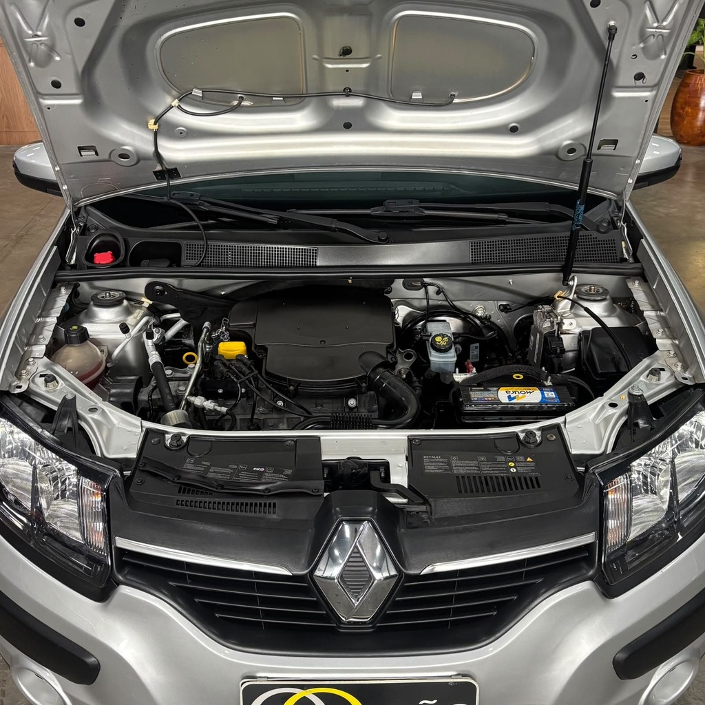 Sandero Stepway 1.6 (Impecável – Completo – Bancos de couro)