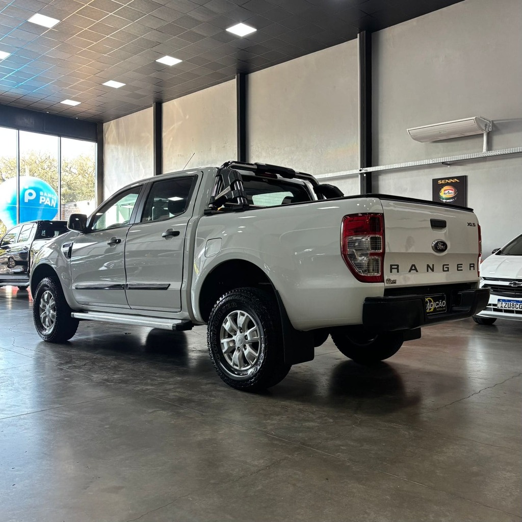 Ford Ranger XLS 2.5 Flex (Impecável – Manual)