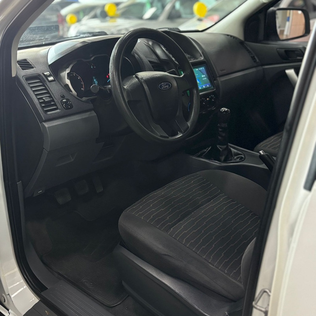 Ford Ranger XLS 2.5 Flex (Impecável – Manual)