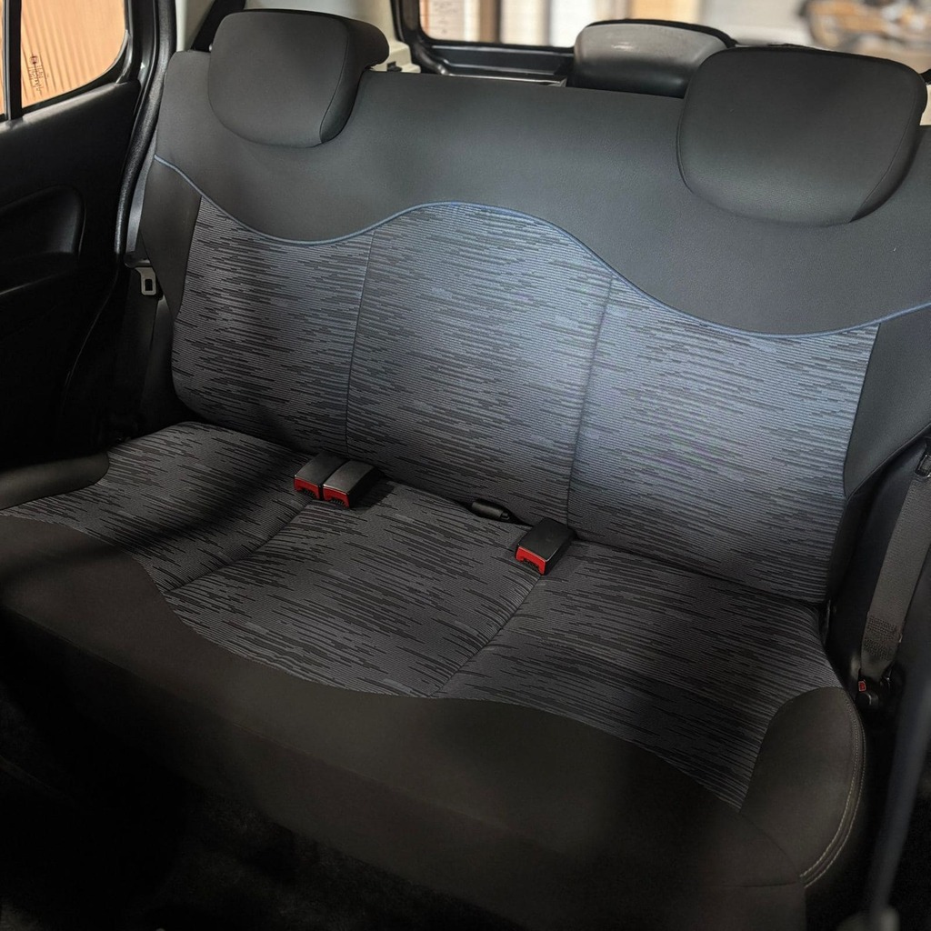Fiat Uno Attractive 1.0 Fire Flex (Impecável – Km baixa – Pneus zeros)