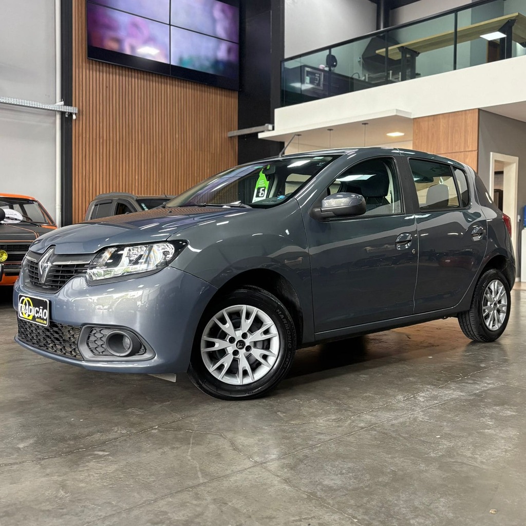 Renault Sandero Expression 1.6 (Impecável – Econômico)