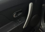 Renault Sandero Expression 1.6 (Impecável – Econômico)