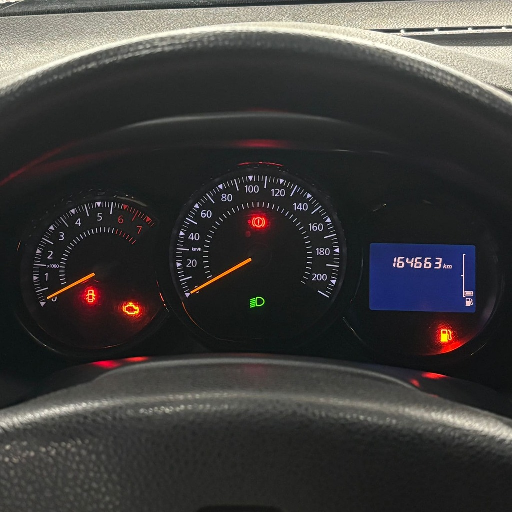 Renault Sandero Expression 1.6 (Impecável – Econômico)