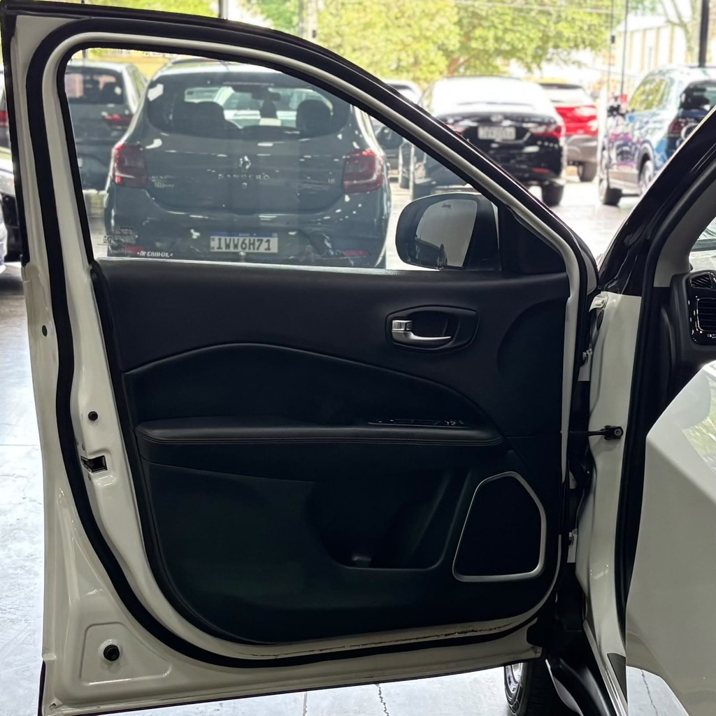 Jeep Compass Limited Flex 2.0 (Impecável – Automática – Bancos em Couro)