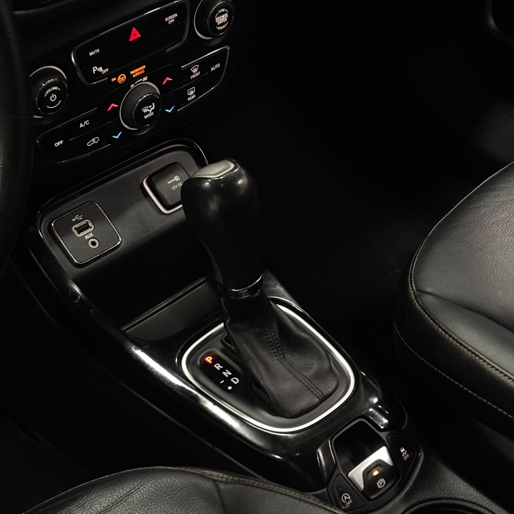 Jeep Compass Limited Flex 2.0 (Impecável – Automática – Bancos em Couro)