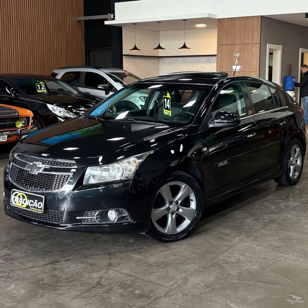 Chevrolet Cruze Ltz Hatch 1.8 Flex (Impecável – Teto Solar – Bancos em Couro – Automático)