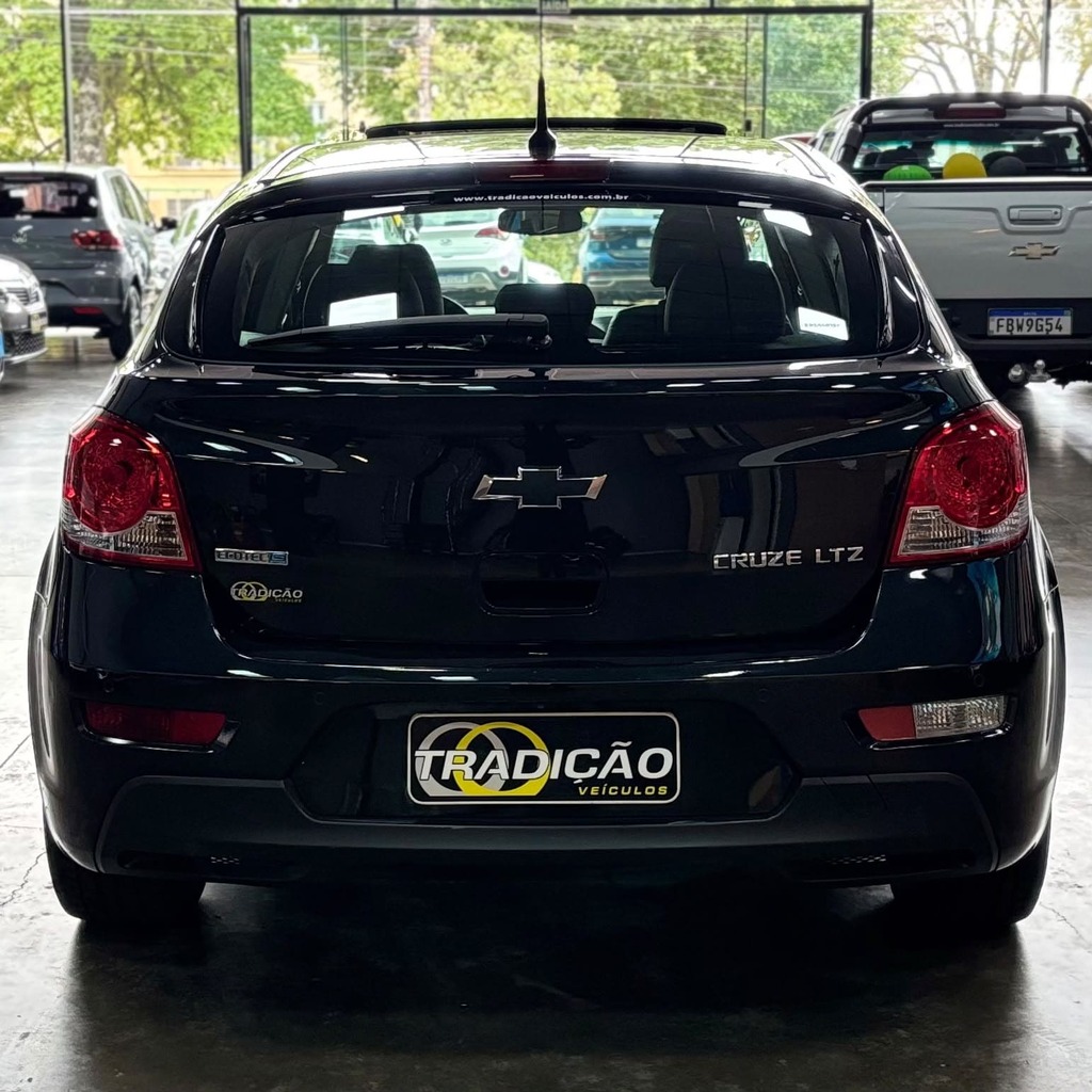 Chevrolet Cruze Ltz Hatch 1.8 Flex (Impecável – Teto Solar – Bancos em Couro – Automático)