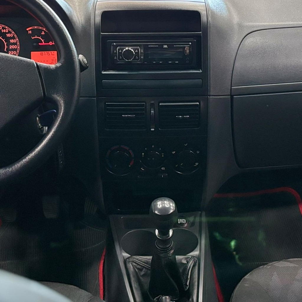 Fiat Siena EL Flex 1.0 8v (Repasse – Completo – Manual)