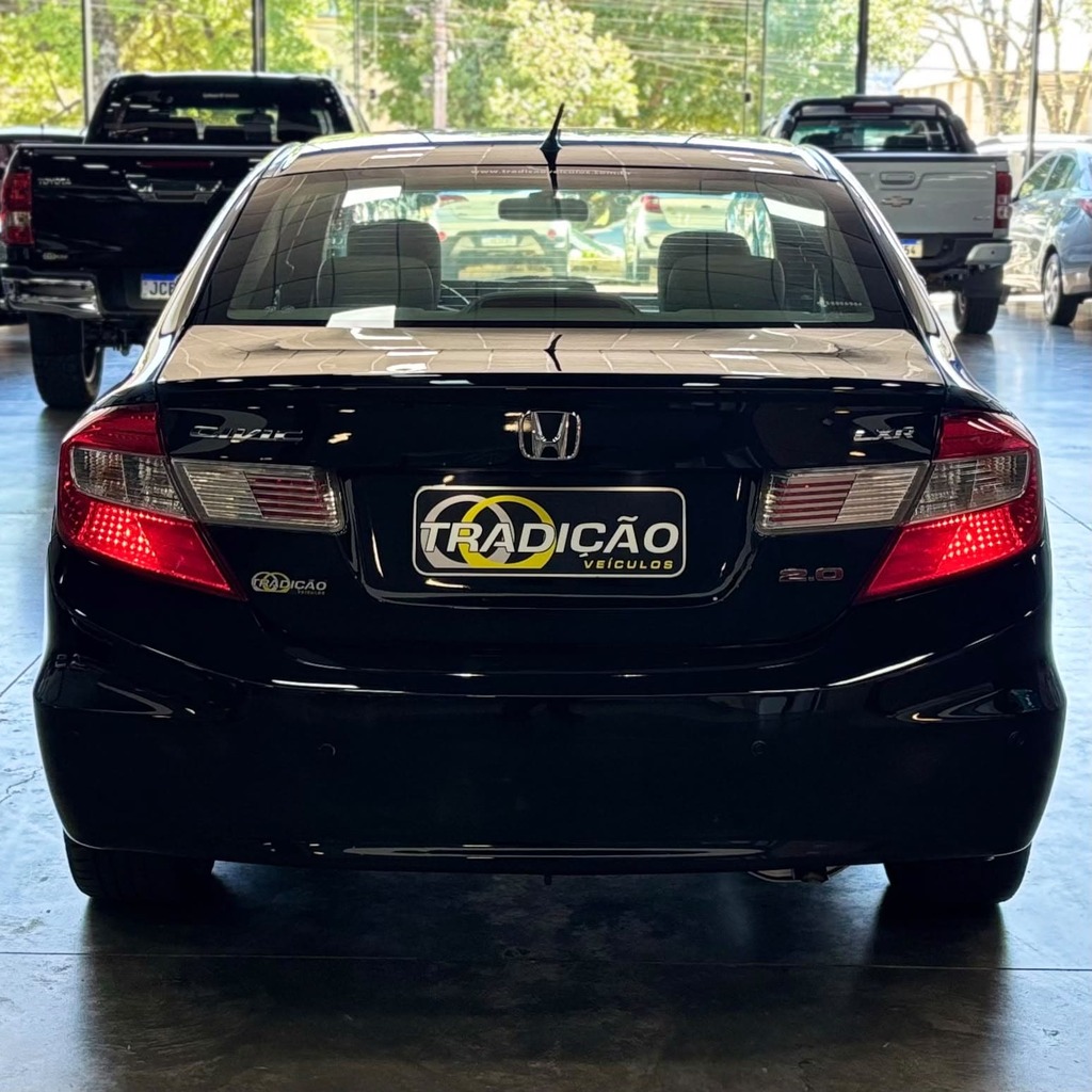 Honda Civic Lxr 2.0 Flex Aut (Impecável – Bancos em Couro – Roda de Liga)