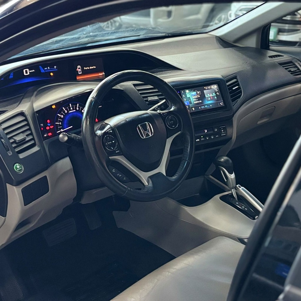 Honda Civic Lxr 2.0 Flex Aut (Impecável – Bancos em Couro – Roda de Liga)