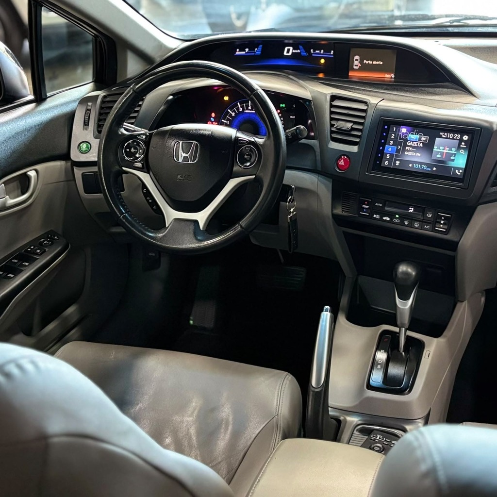 Honda Civic Lxr 2.0 Flex Aut (Impecável – Bancos em Couro – Roda de Liga)