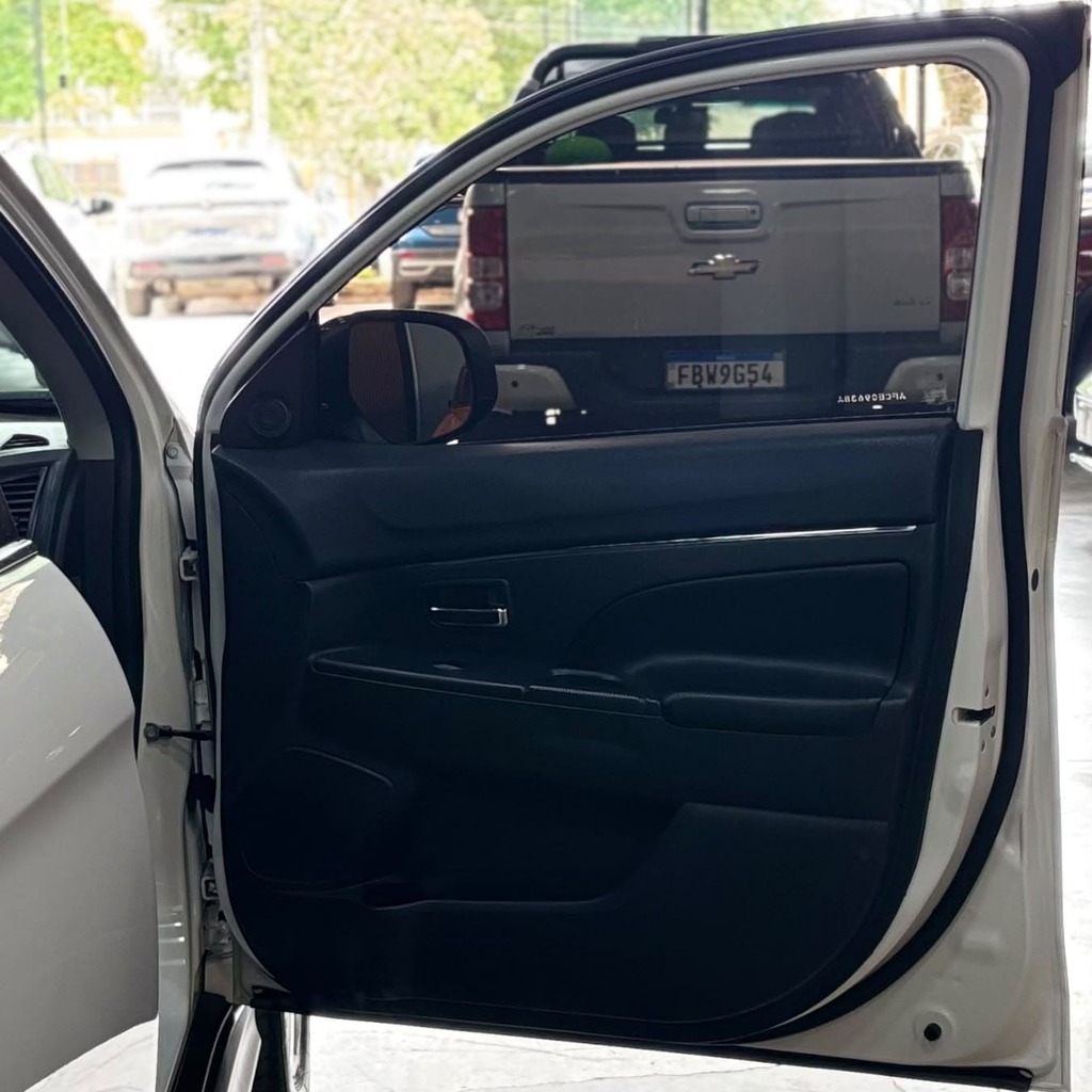 Mitsubishi Asx 4wd Aut 2.0 Gasolina (Impecável – Teto Panorâmico – Roda de Liga – Bancos em Couro)