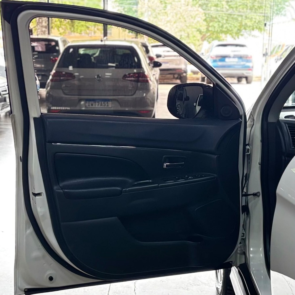 Mitsubishi Asx 4wd Aut 2.0 Gasolina (Impecável – Teto Panorâmico – Roda de Liga – Bancos em Couro)
