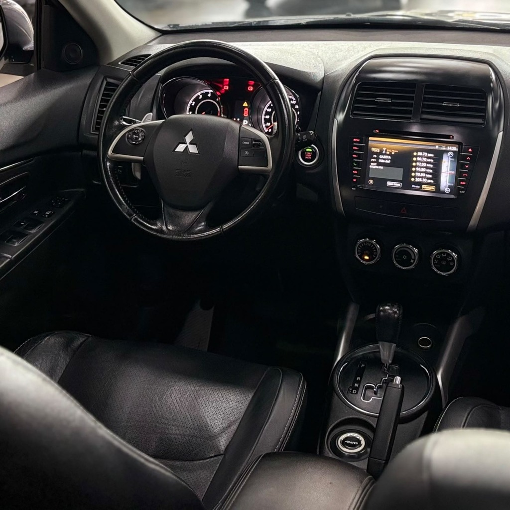 Mitsubishi Asx 4wd Aut 2.0 Gasolina (Impecável – Teto Panorâmico – Roda de Liga – Bancos em Couro)