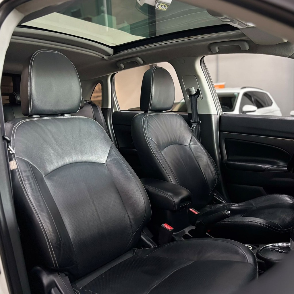 Mitsubishi Asx 4wd Aut 2.0 Gasolina (Impecável – Teto Panorâmico – Roda de Liga – Bancos em Couro)