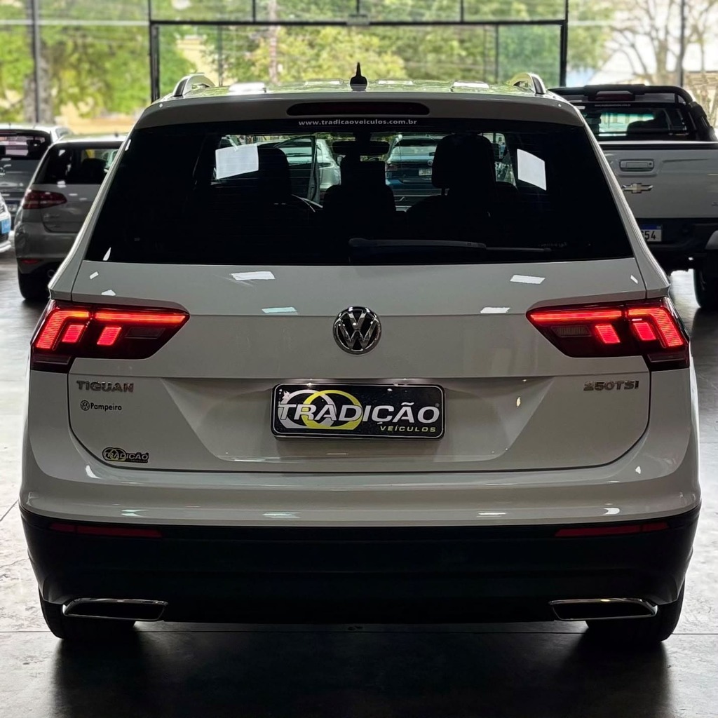 Volkswagen Tiguan Allspace TSi 1.4 Flex 250 (Impecável – 5 Lugares – Automática – Roda de Liga)