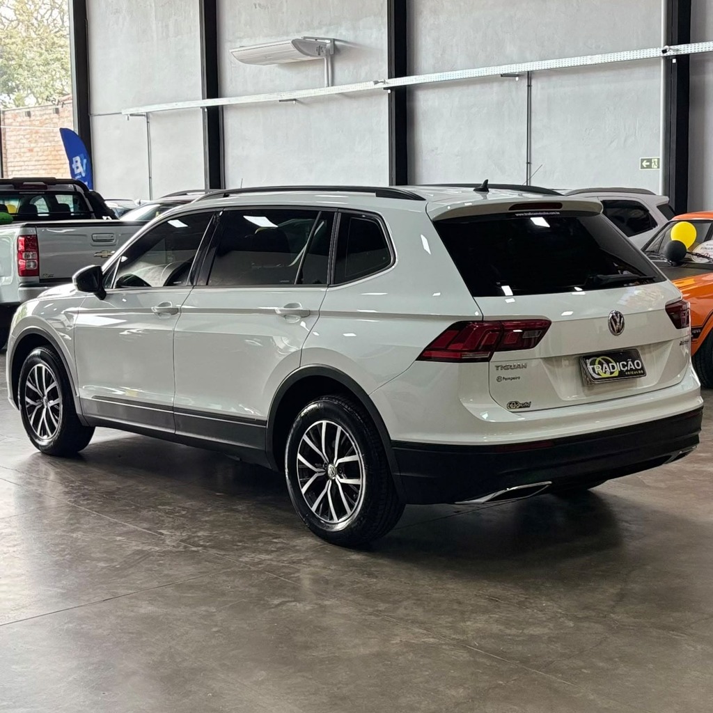 Volkswagen Tiguan Allspace TSi 1.4 Flex 250 (Impecável – 5 Lugares – Automática – Roda de Liga)