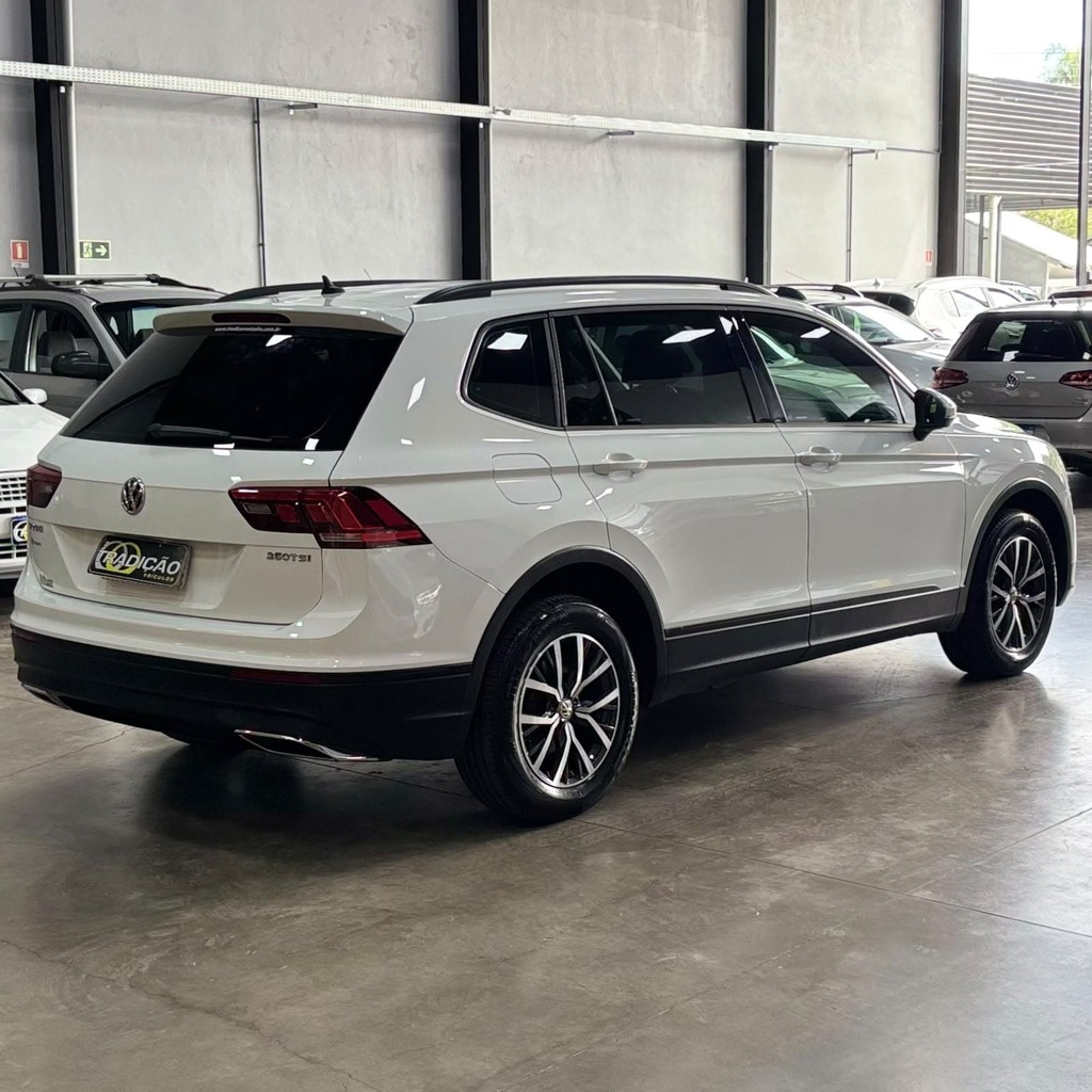 Volkswagen Tiguan Allspace TSi 1.4 Flex 250 (Impecável – 5 Lugares – Automática – Roda de Liga)