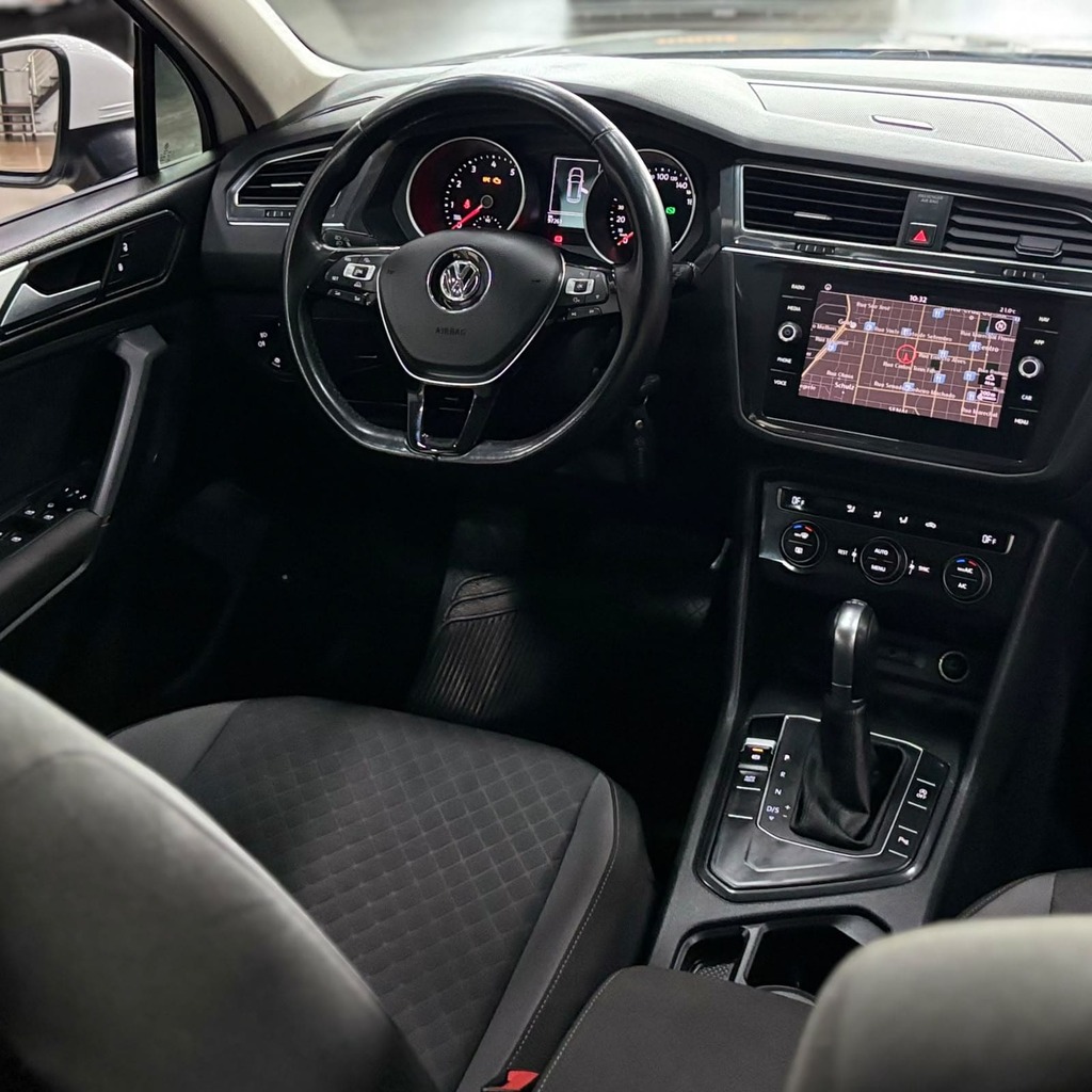 Volkswagen Tiguan Allspace TSi 1.4 Flex 250 (Impecável – 5 Lugares – Automática – Roda de Liga)