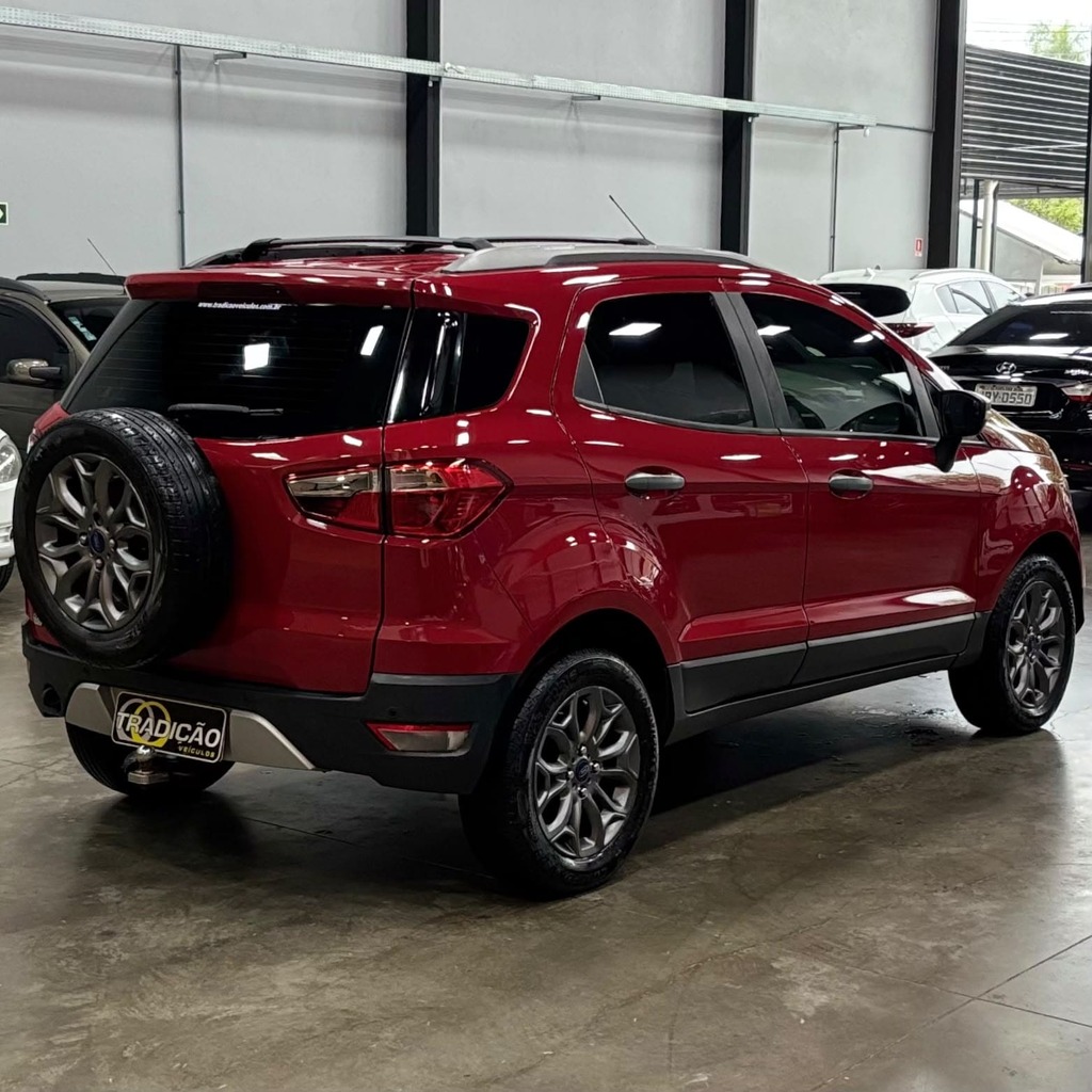 Ford Ecosport Freestyle 1.6 Flex (Impecável – Manual – Completa – Bancos em Couro)