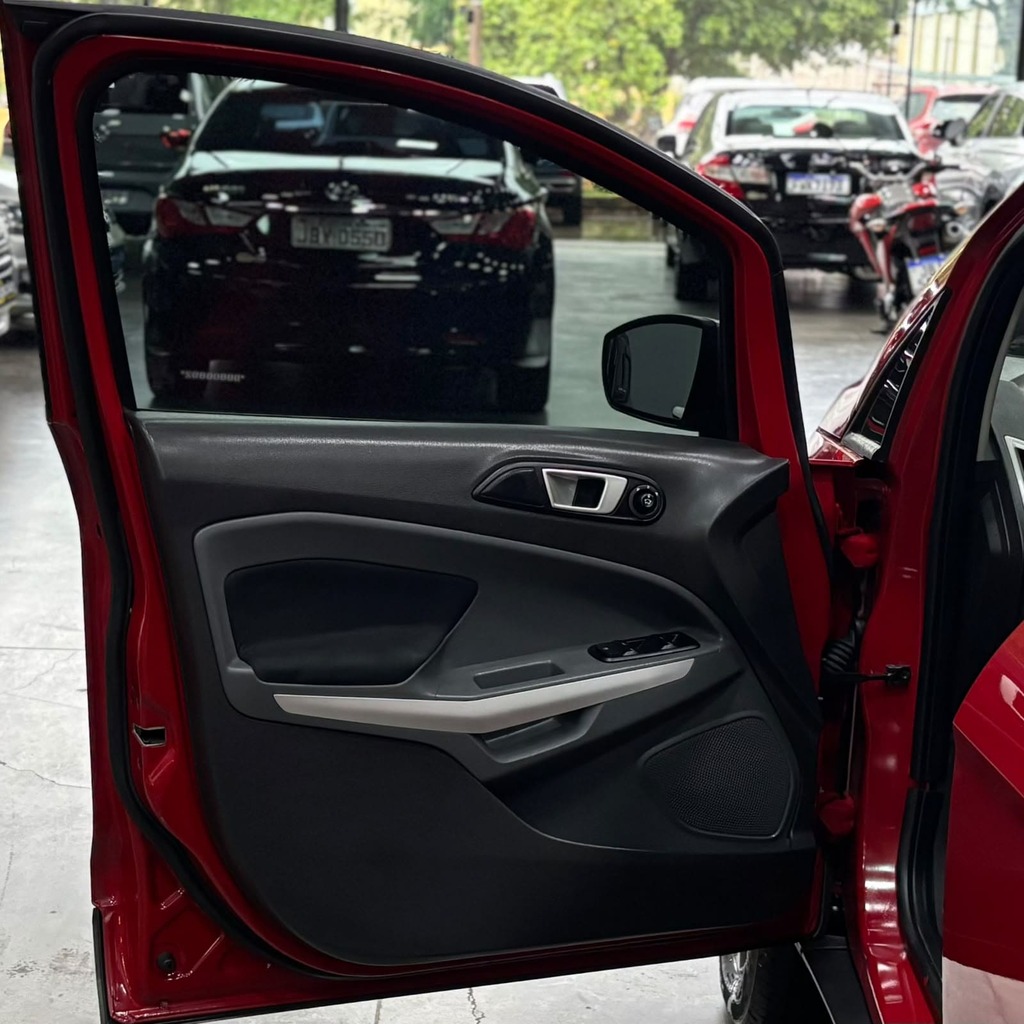 Ford Ecosport Freestyle 1.6 Flex (Impecável – Manual – Completa – Bancos em Couro)