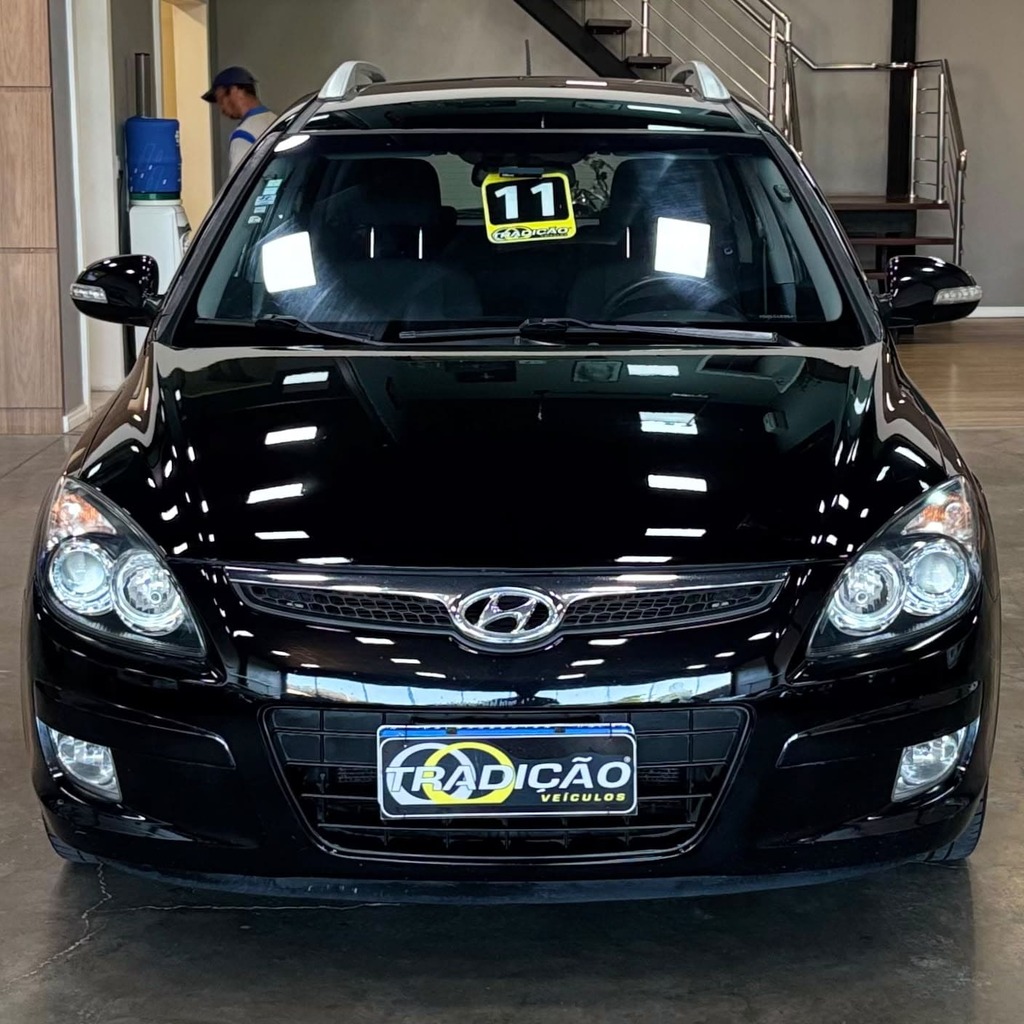 Hyundai i30CW GLS 2.0 Gasolina – (Impecável – Automática – Completa)