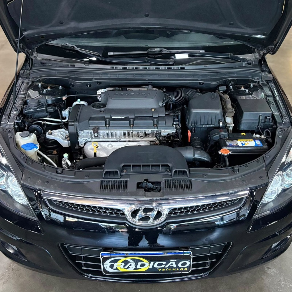 Hyundai i30CW GLS 2.0 Gasolina – (Impecável – Automática – Completa)
