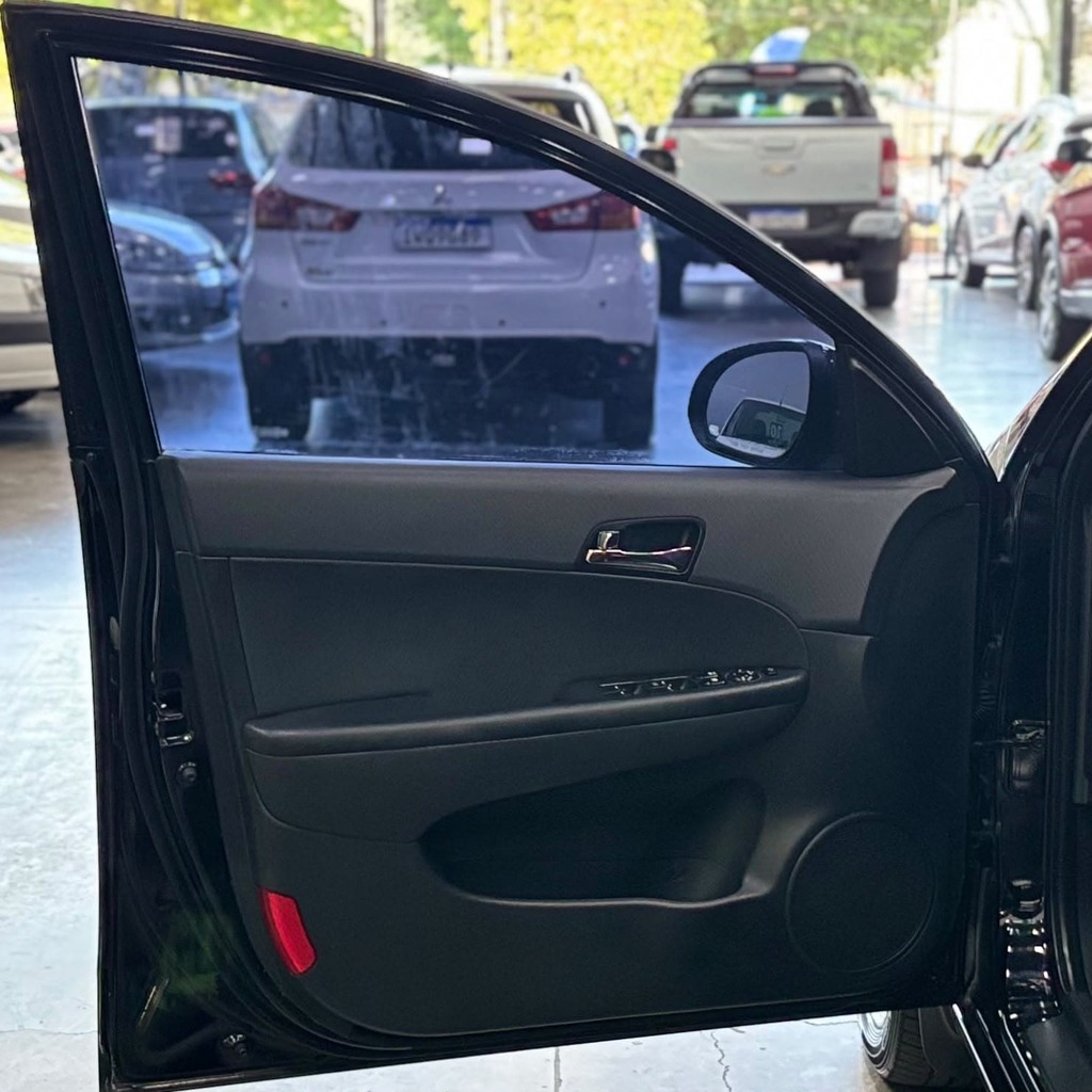 Hyundai i30CW GLS 2.0 Gasolina – (Impecável – Automática – Completa)