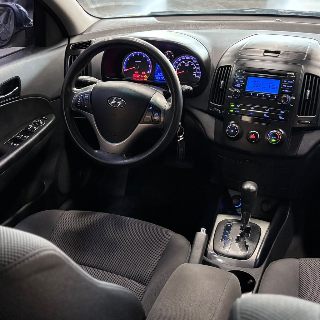 Hyundai i30CW GLS 2.0 Gasolina – (Impecável – Automática – Completa)