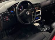 Volkswagen Golf Flash 1.6 Flex 5M (Impecável – Manual – Completo – Susp Ar)