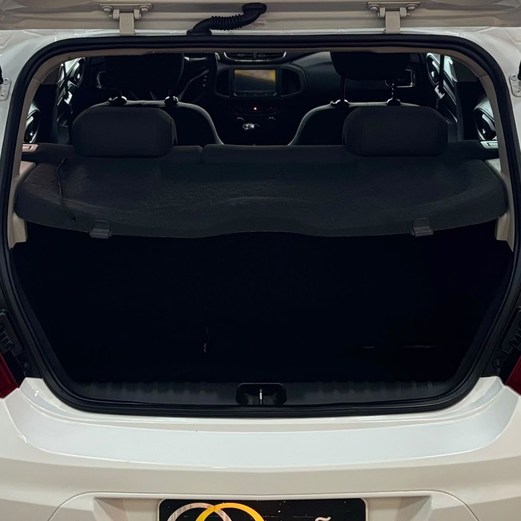 Chevrolet Onix LTZ 1.4 Flex (Impecável – Manual – Roda de Liga)