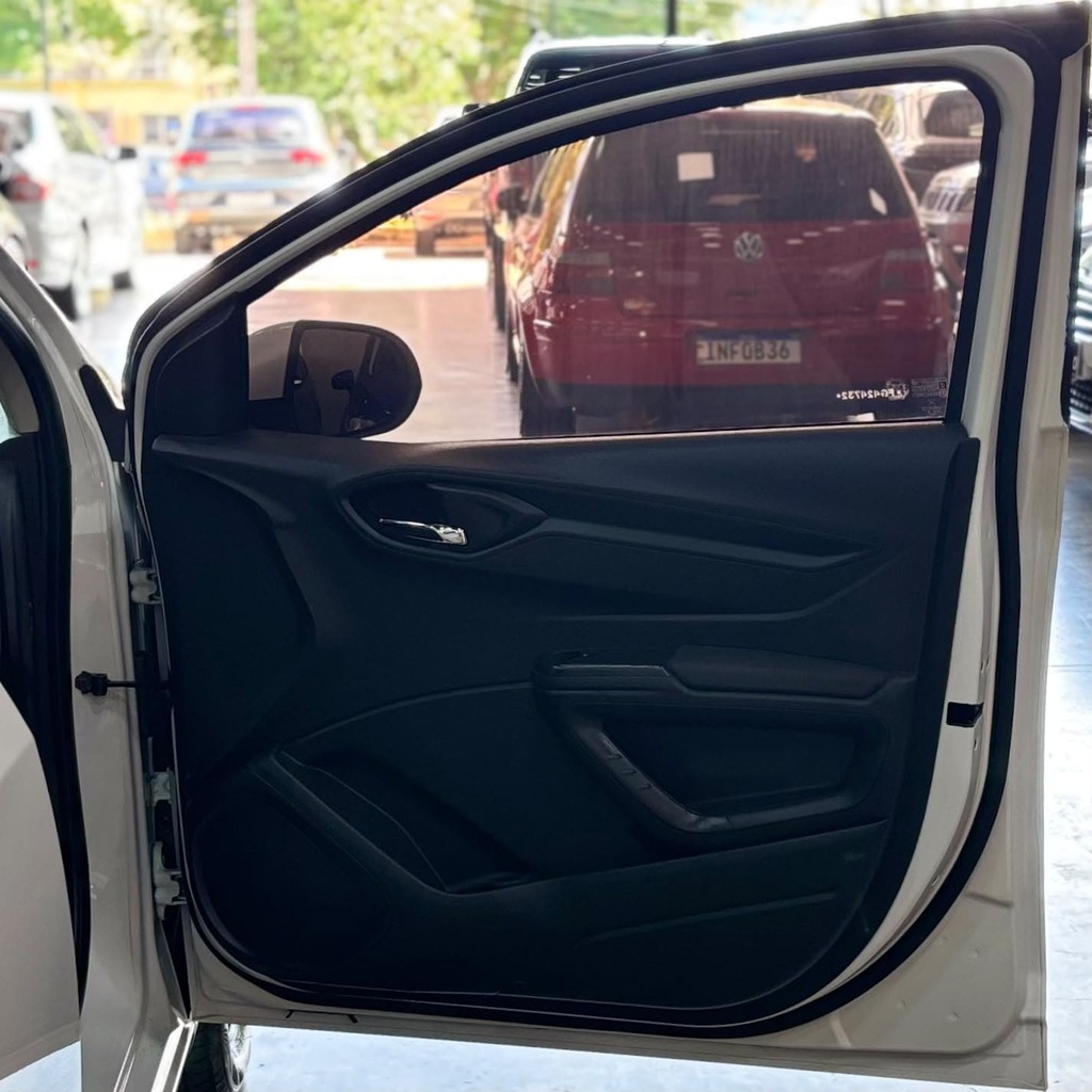 Chevrolet Onix LTZ 1.4 Flex (Impecável – Manual – Roda de Liga)