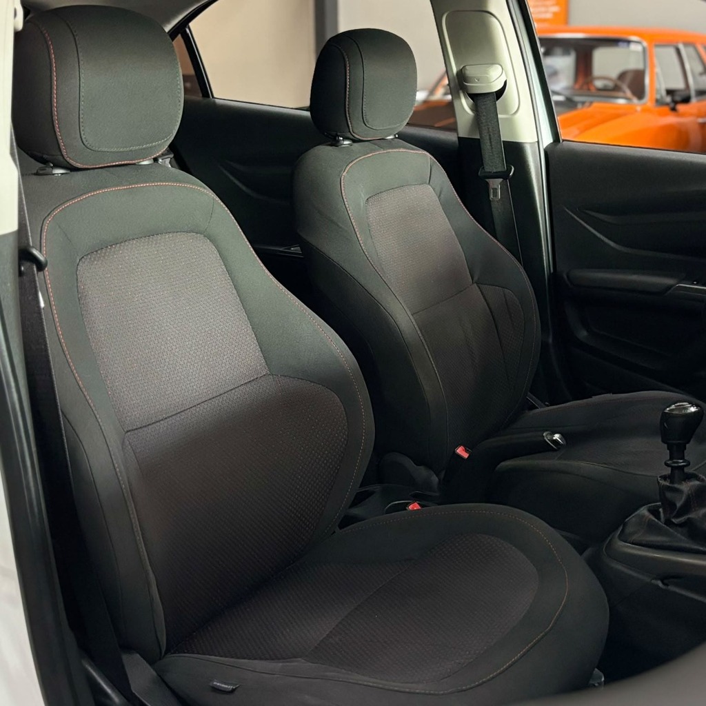 Chevrolet Onix LTZ 1.4 Flex (Impecável – Manual – Roda de Liga)