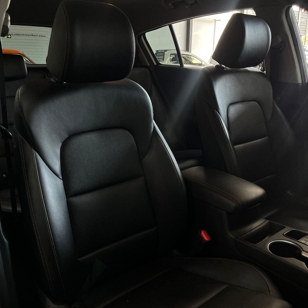 Kia Sportage EX 2.0 Flex (Impecável – Aut – Bancos em Couro – Rodas de Liga)