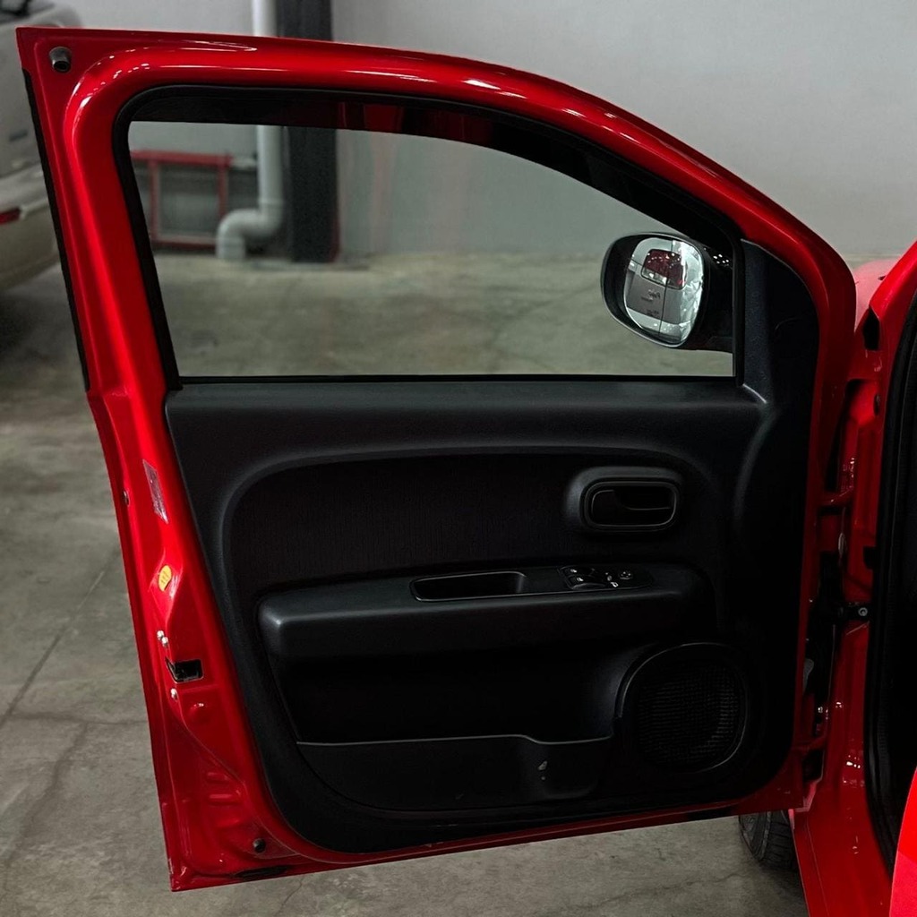 Fiat Mobi Trekking 1.0 Flex (Impecável – Completo – Manual – Rodas de Liga)